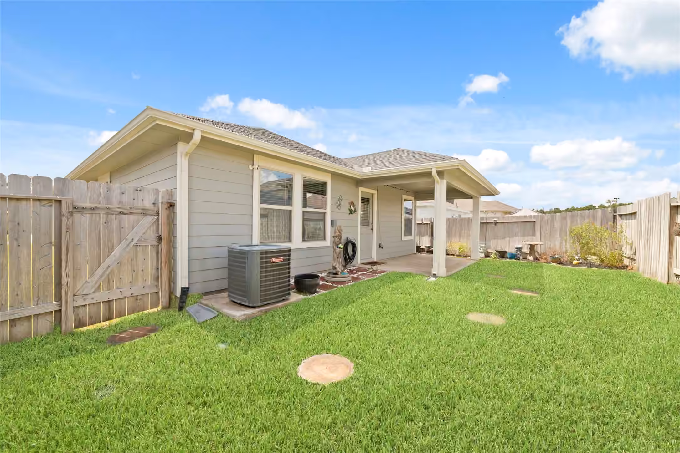 Photo 5 of 21614 Lemon Beebrush Lane, Katy, TX