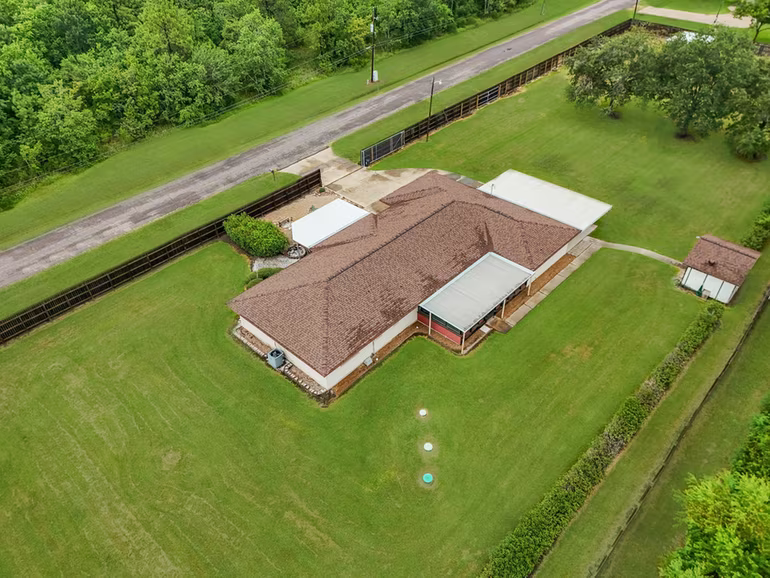 Photo 7 of 7315 Pine Street, Manvel, TX