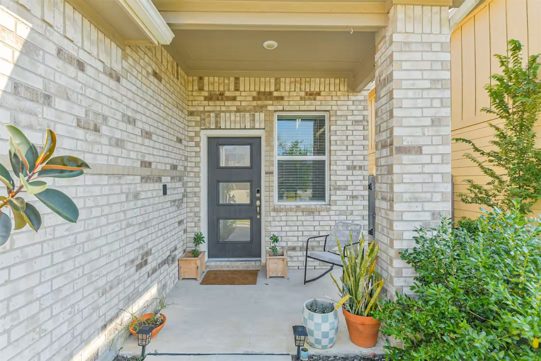 Photo 3 of 18488 Sunrise Maple Drive, Conroe, TX