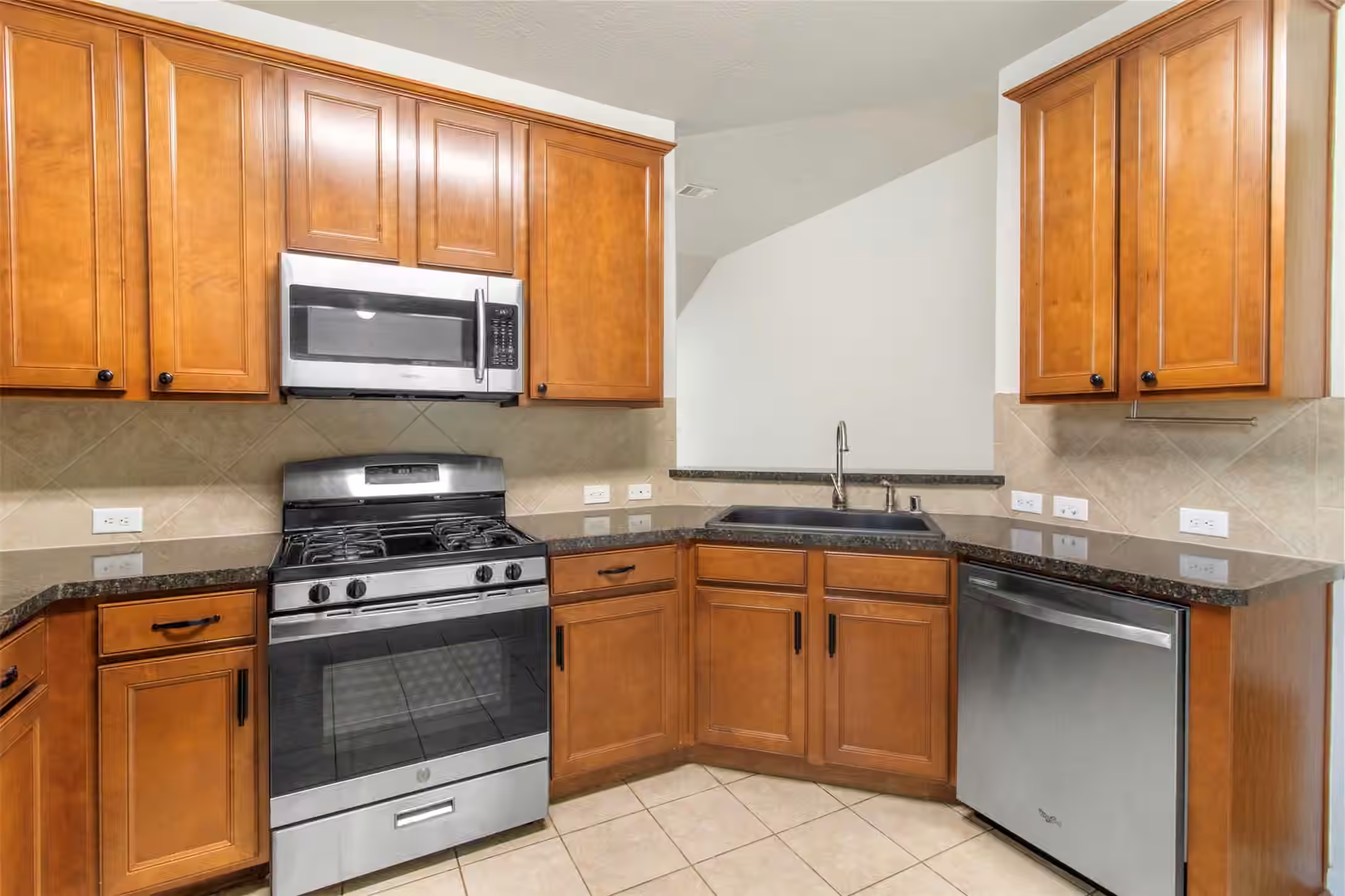 Photo 7 of 16511 River Wood Court, Crosby, TX