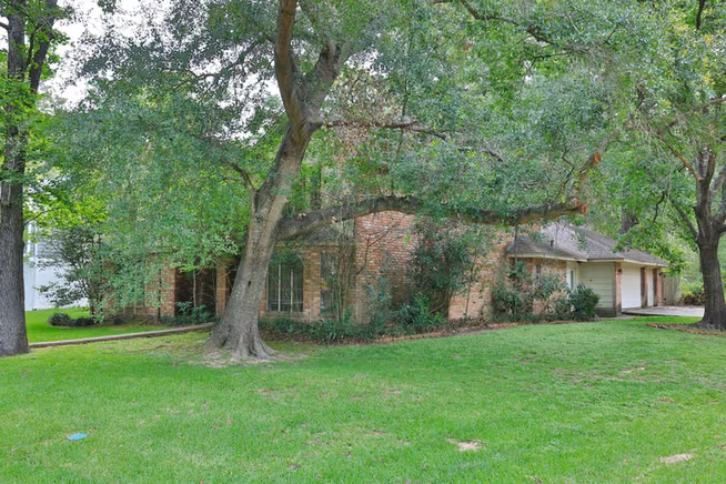 Photo 3 of 510 Marymont Park, Conroe, TX