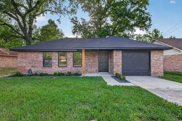 Photo of 106 Little Bill Lane, Willis, TX 77378