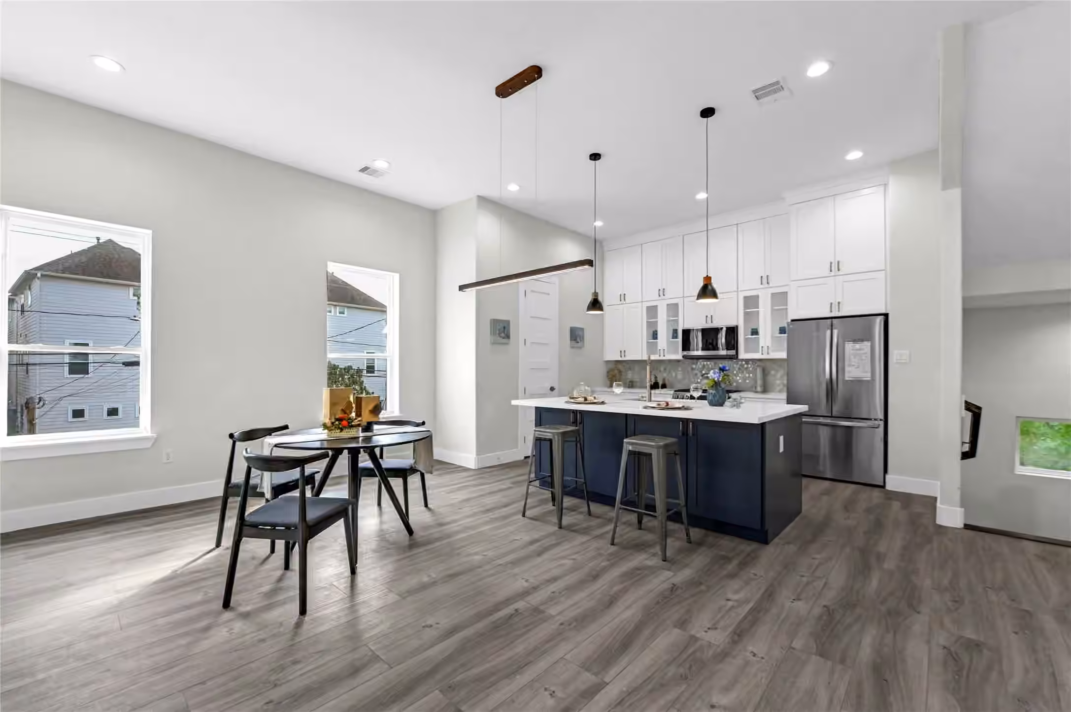 Photo 2 of 710 Link Road C, Houston, TX