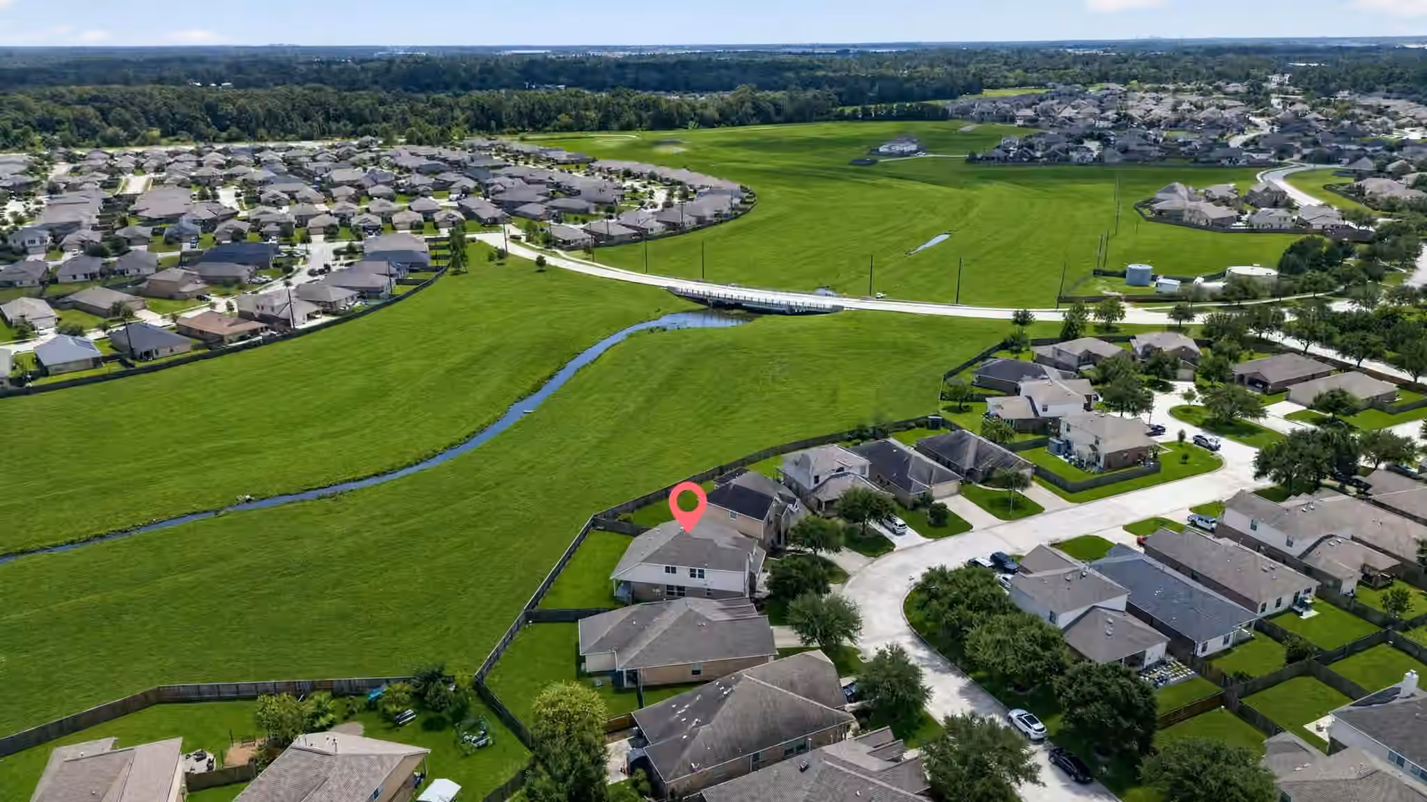 Photo 4 of 10202 Larkmist Lane, Tomball, TX