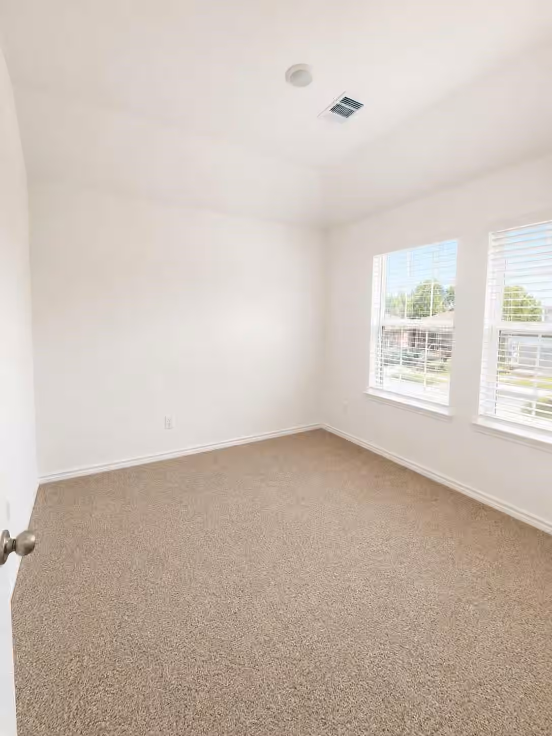 Photo 5 of 767 Westpointe Drive, Dayton, TX
