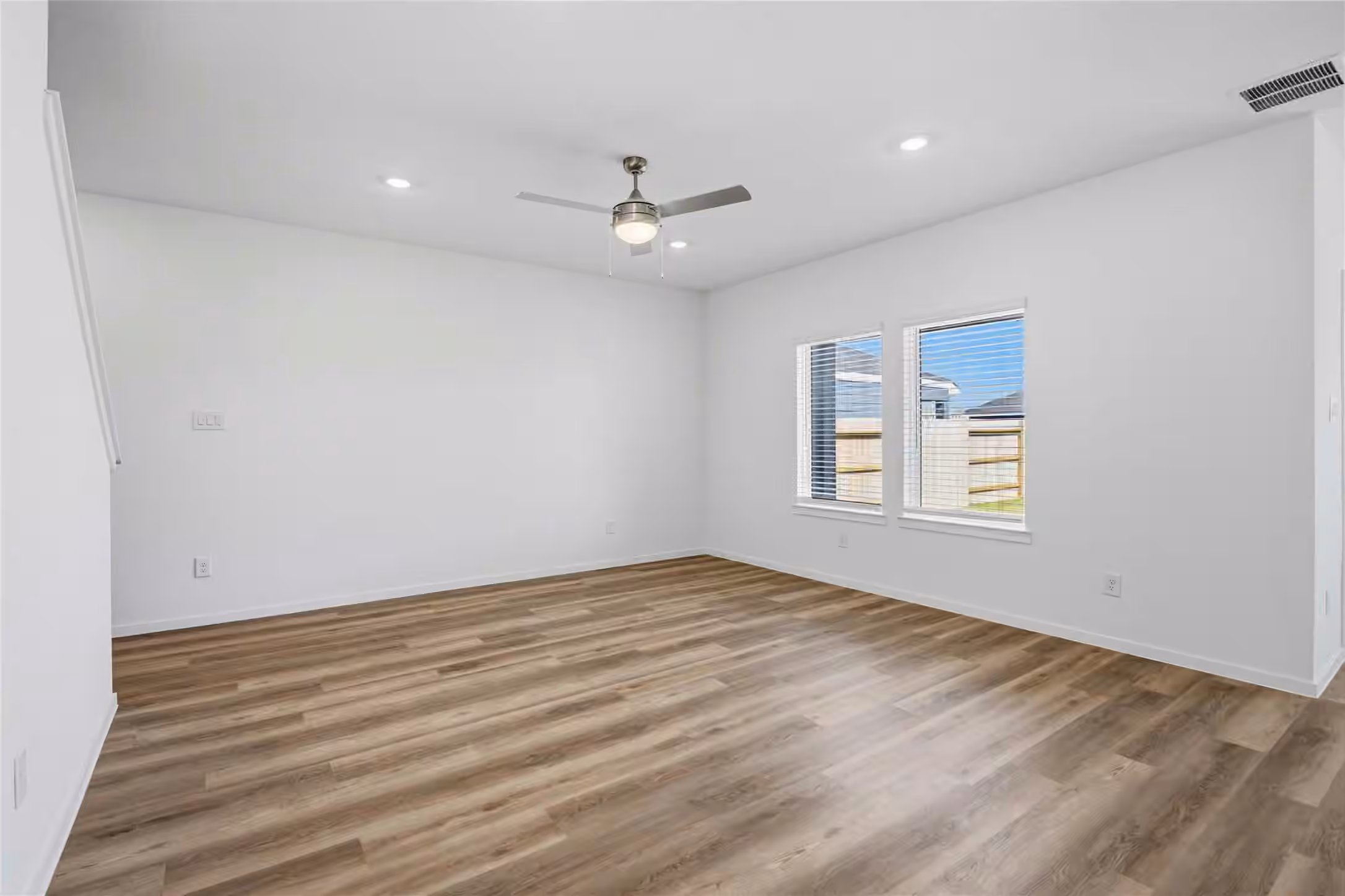 Photo 7 of 5114 Greengrass Willow Way, Houston, TX