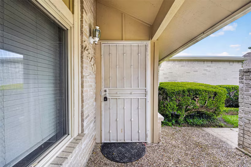 Photo 5 of 2340 Woodland Park Drive 113, Houston, TX