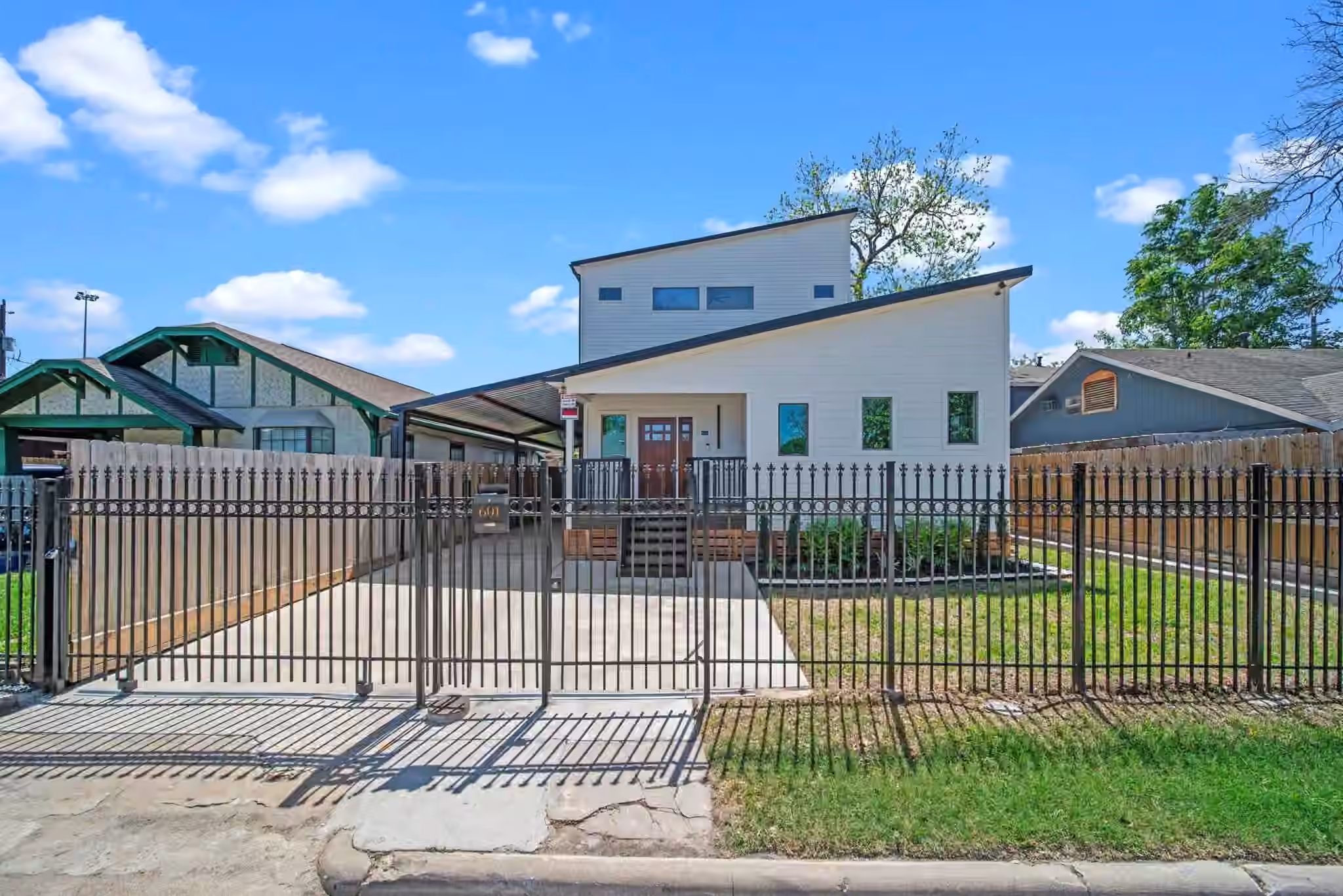 Photo 6 of 601 Cottage Street, Houston, TX