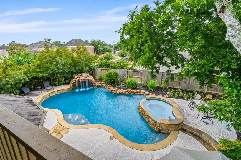 Photo 2 of 7914 Chianti Court, Sugar Land, TX