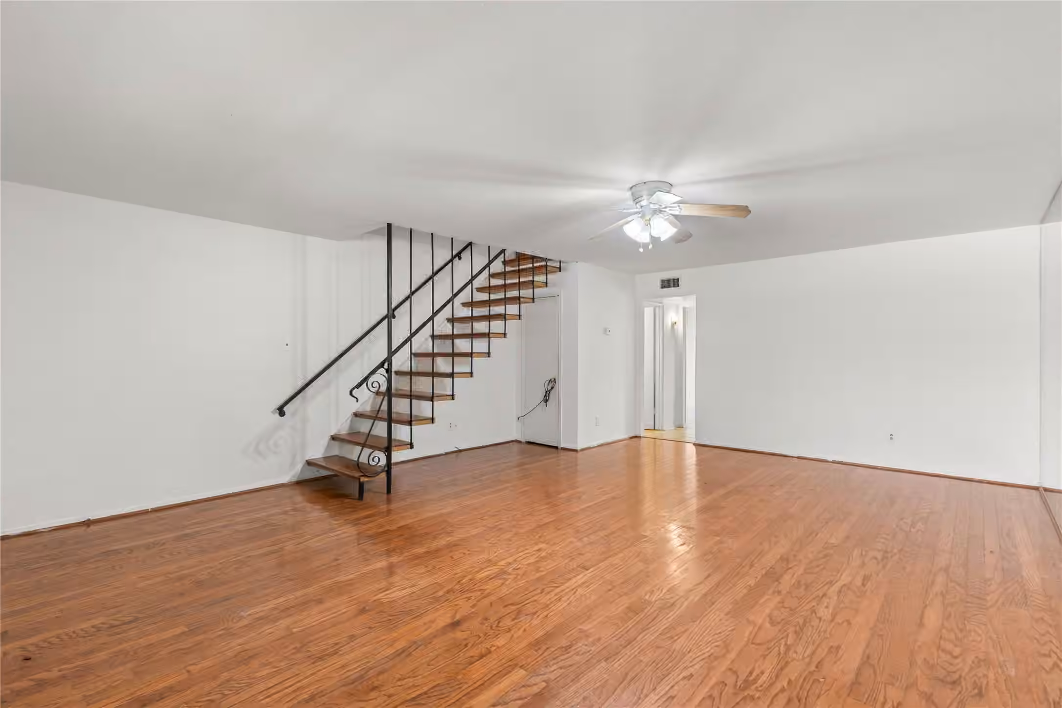 Photo 5 of 8238 Fondren Road 8238, Houston, TX
