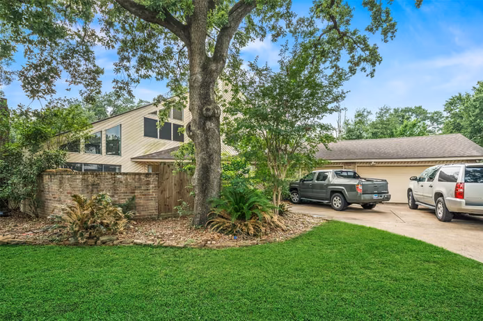Photo of 16510 De Lozier Street, Jersey Village, TX