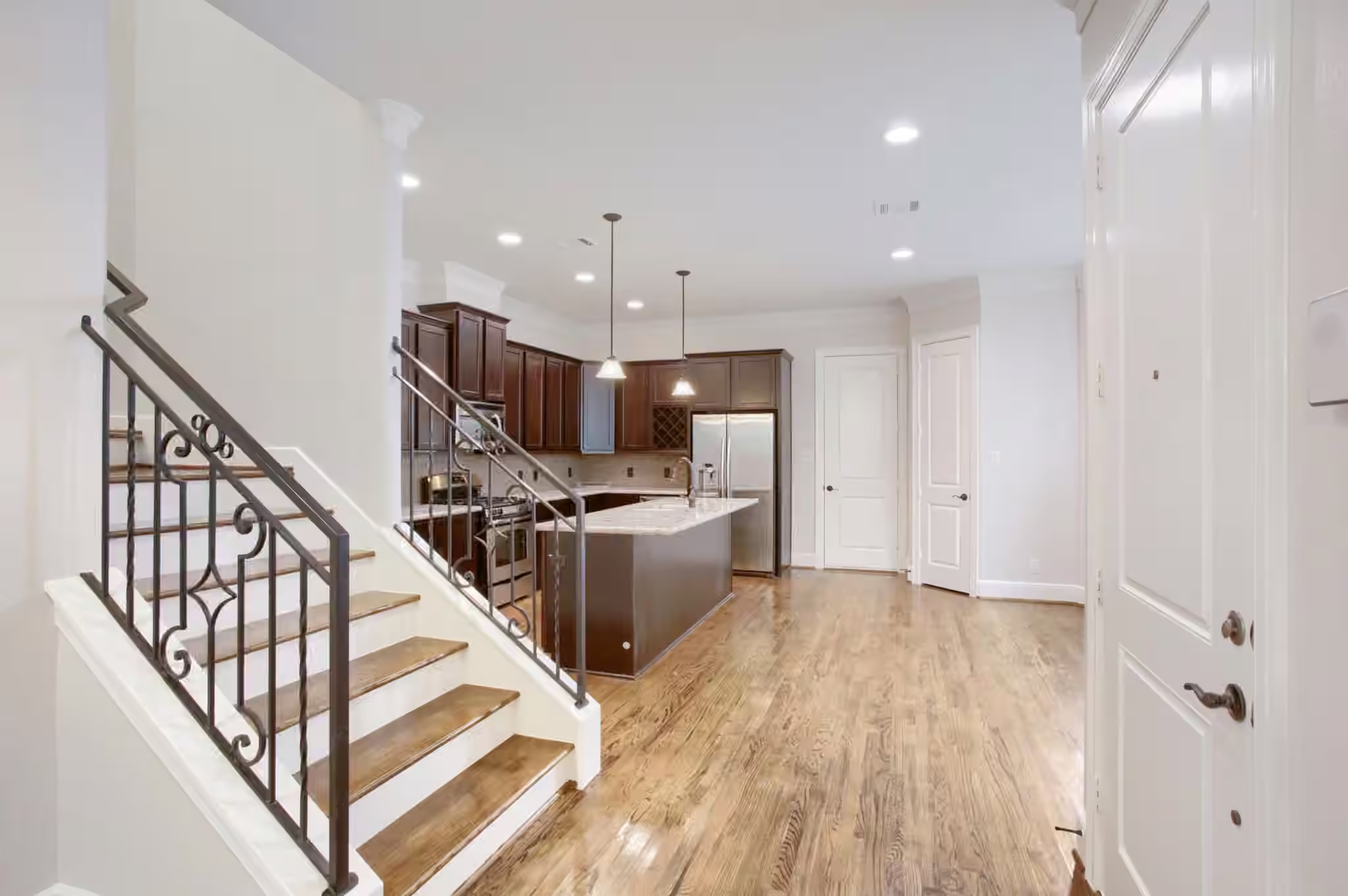 Photo 4 of 1814 Edwards Street, Houston, TX