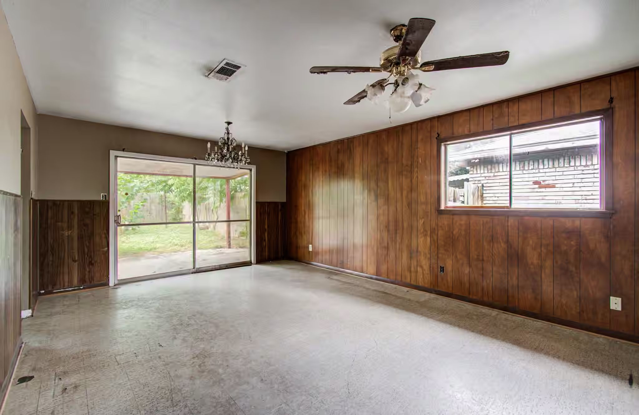 Photo 4 of 1314 Mosher Lane, Houston, TX