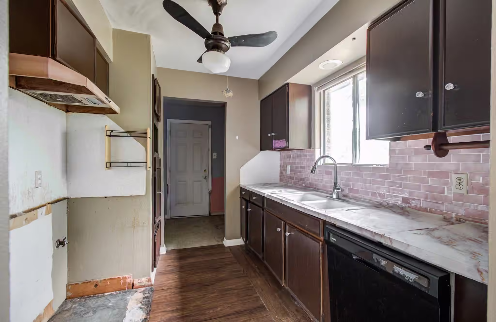 Photo 7 of 1314 Mosher Lane, Houston, TX