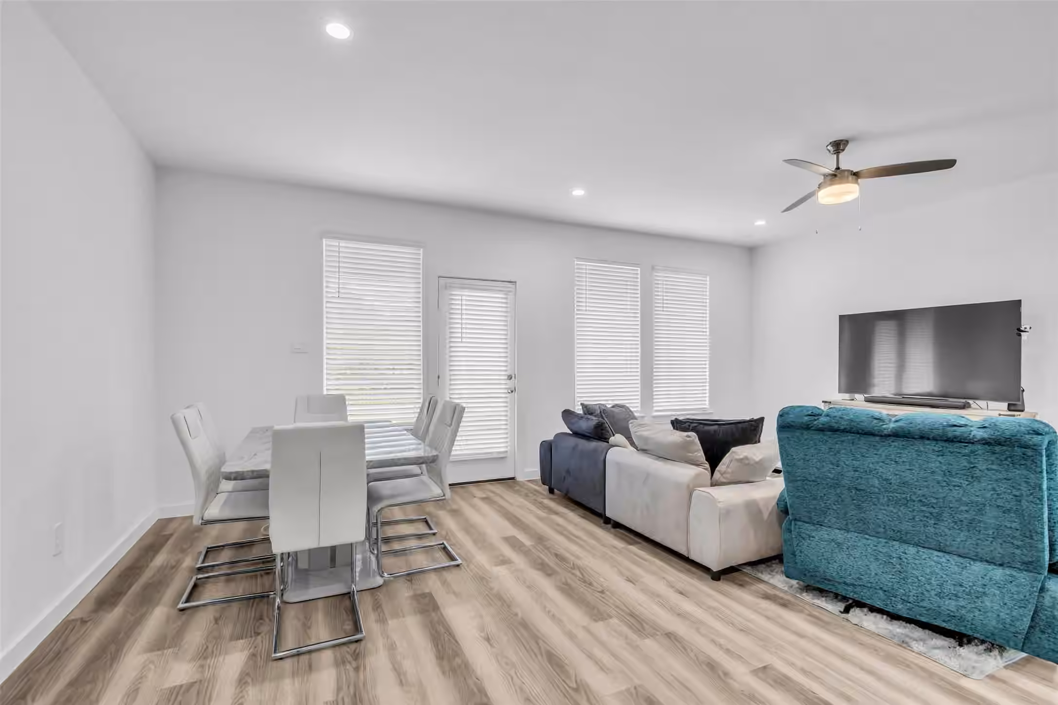 Photo 5 of 3227 Creston Gate Drive, Houston, TX