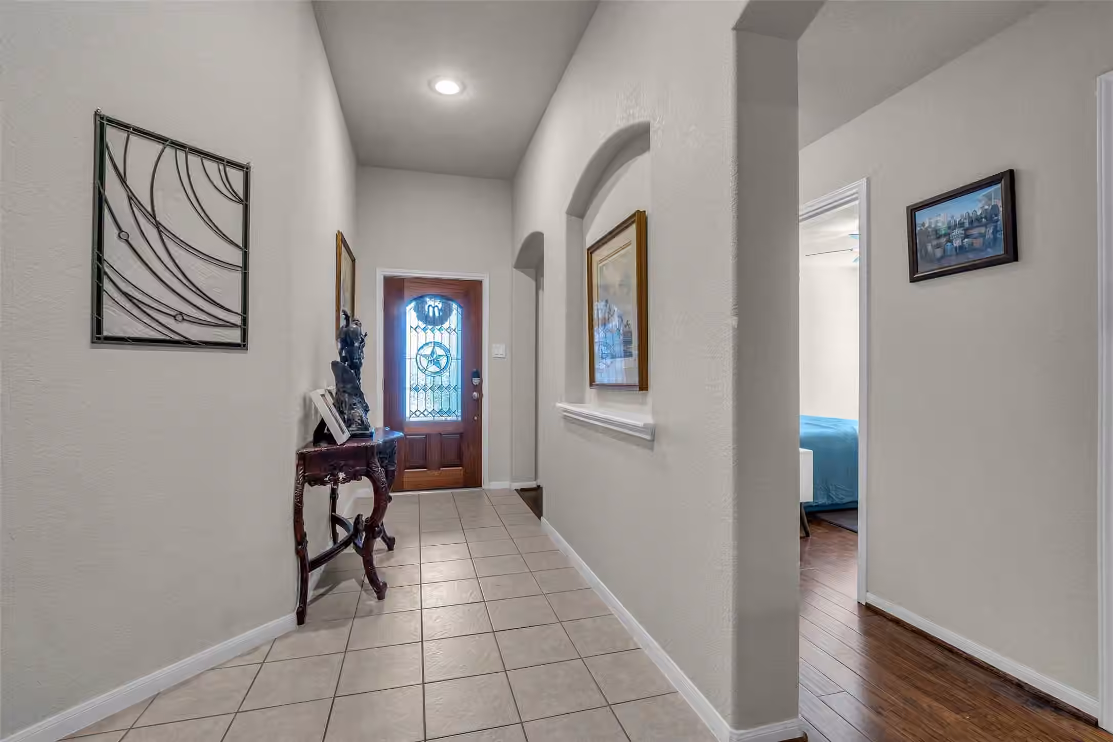 Photo 2 of 172 Knollbrook Circle, Montgomery, TX