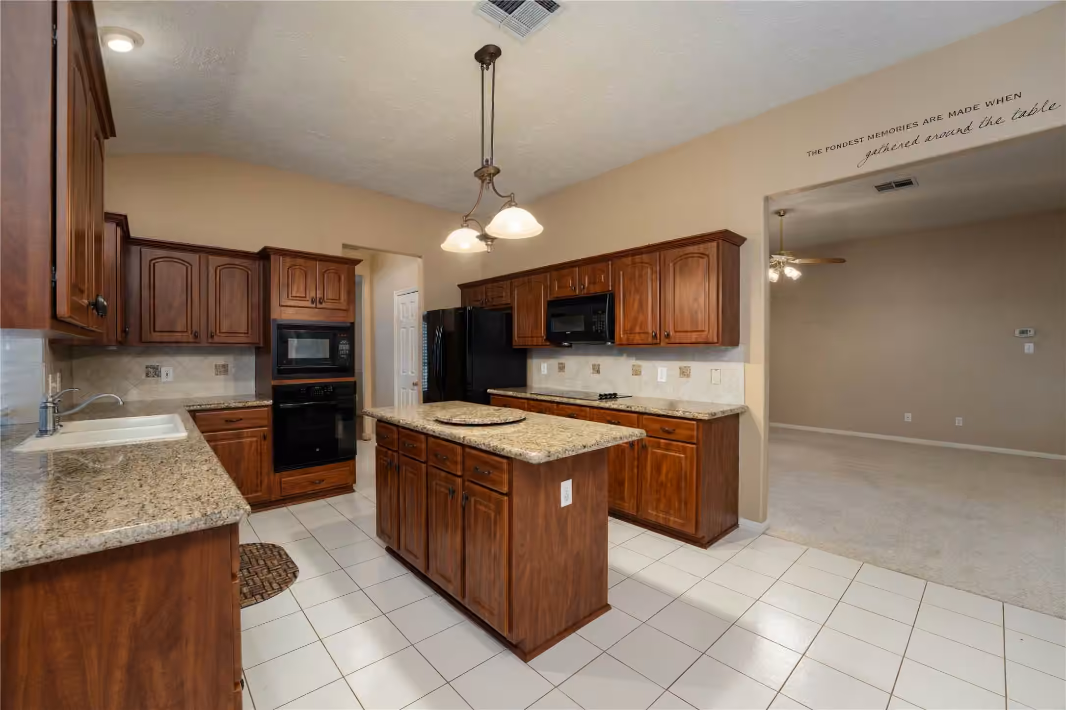 Photo 6 of 22507 Wildwood Grove Drive, Katy, TX