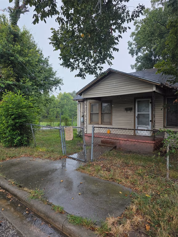 Photo 7 of 1718 Woodard Street, Houston, TX