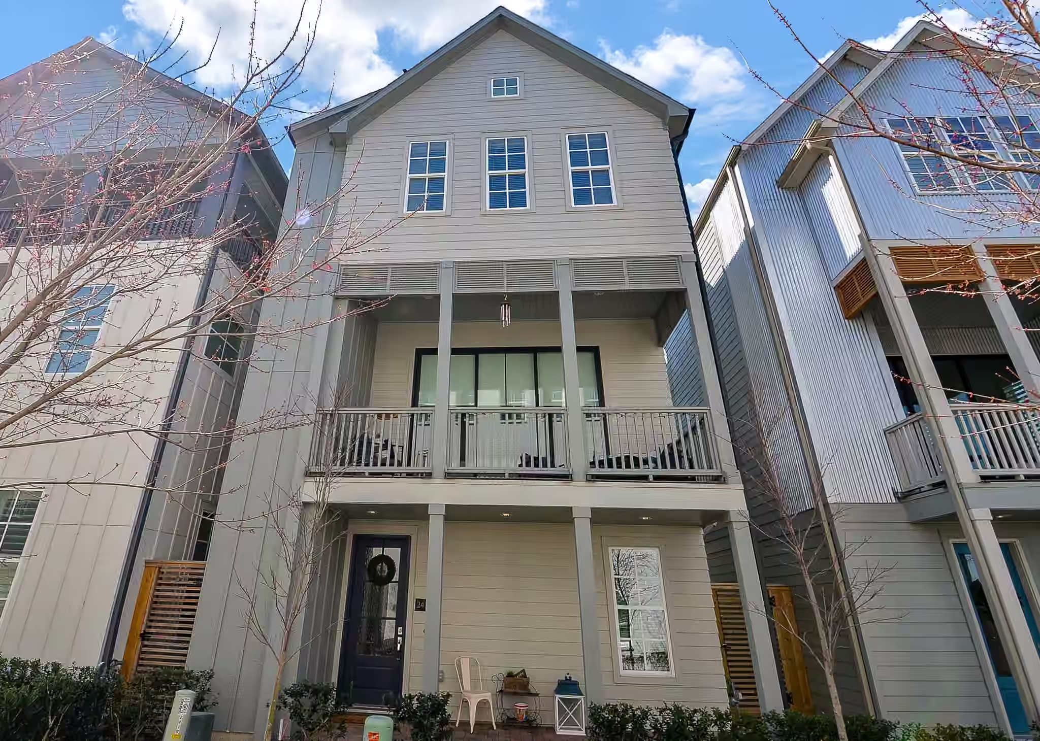 Photo of 2419 W Kolbe Lane, Houston, TX