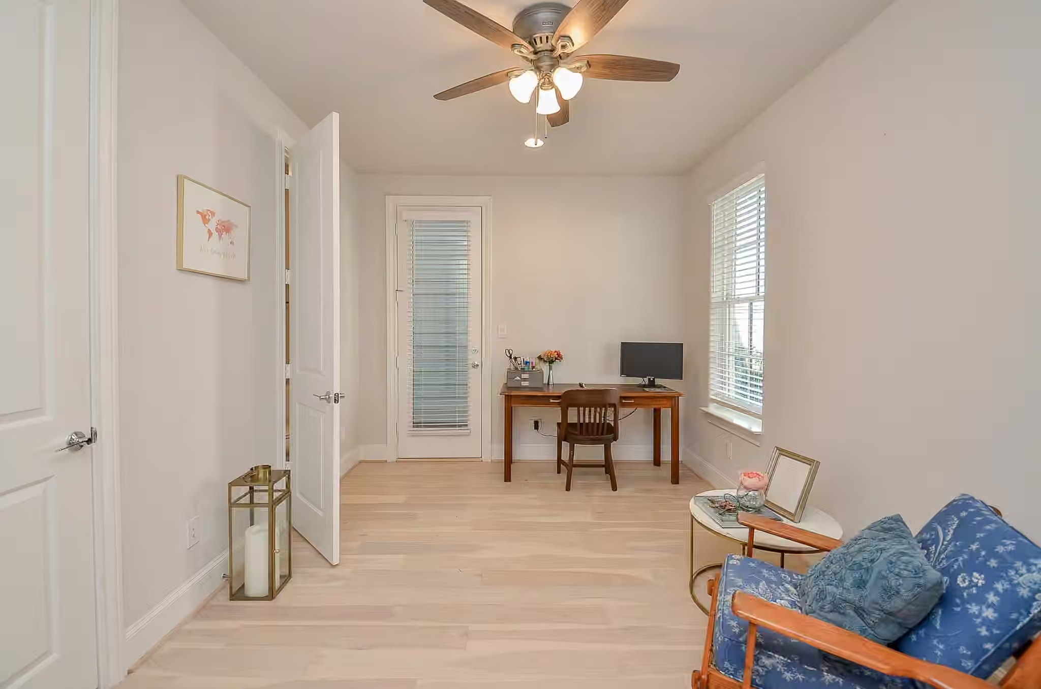 Photo 6 of 2419 W Kolbe Lane, Houston, TX