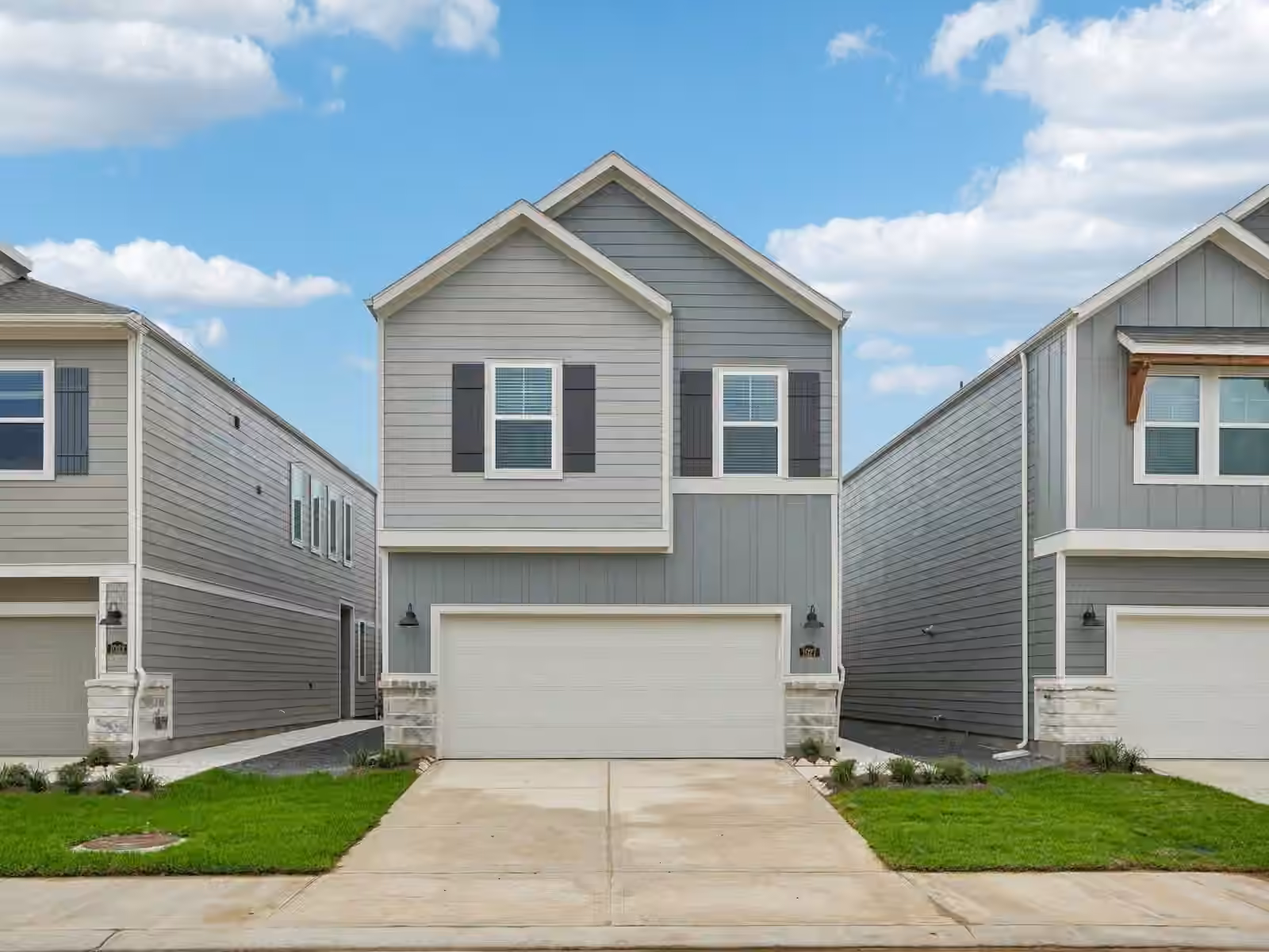 Photo of 1027 Cedar Place Lane, Missouri City, TX 77459