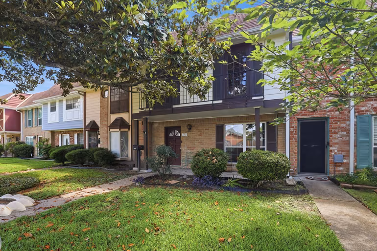 Photo 3 of 1711 Alabama Street 1, Pasadena, TX