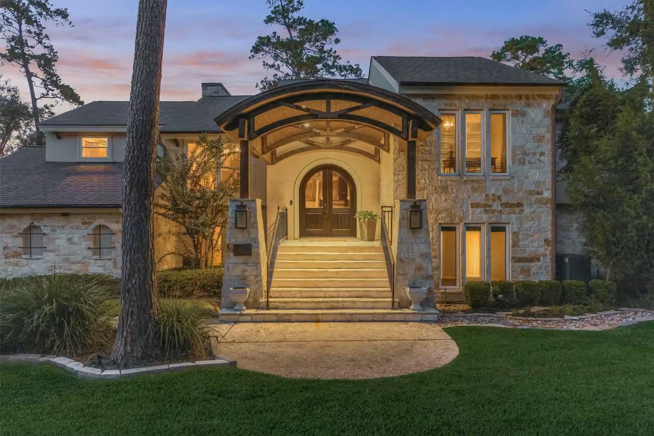 Photo of 45 Doe Run Drive, The Woodlands, TX 77380