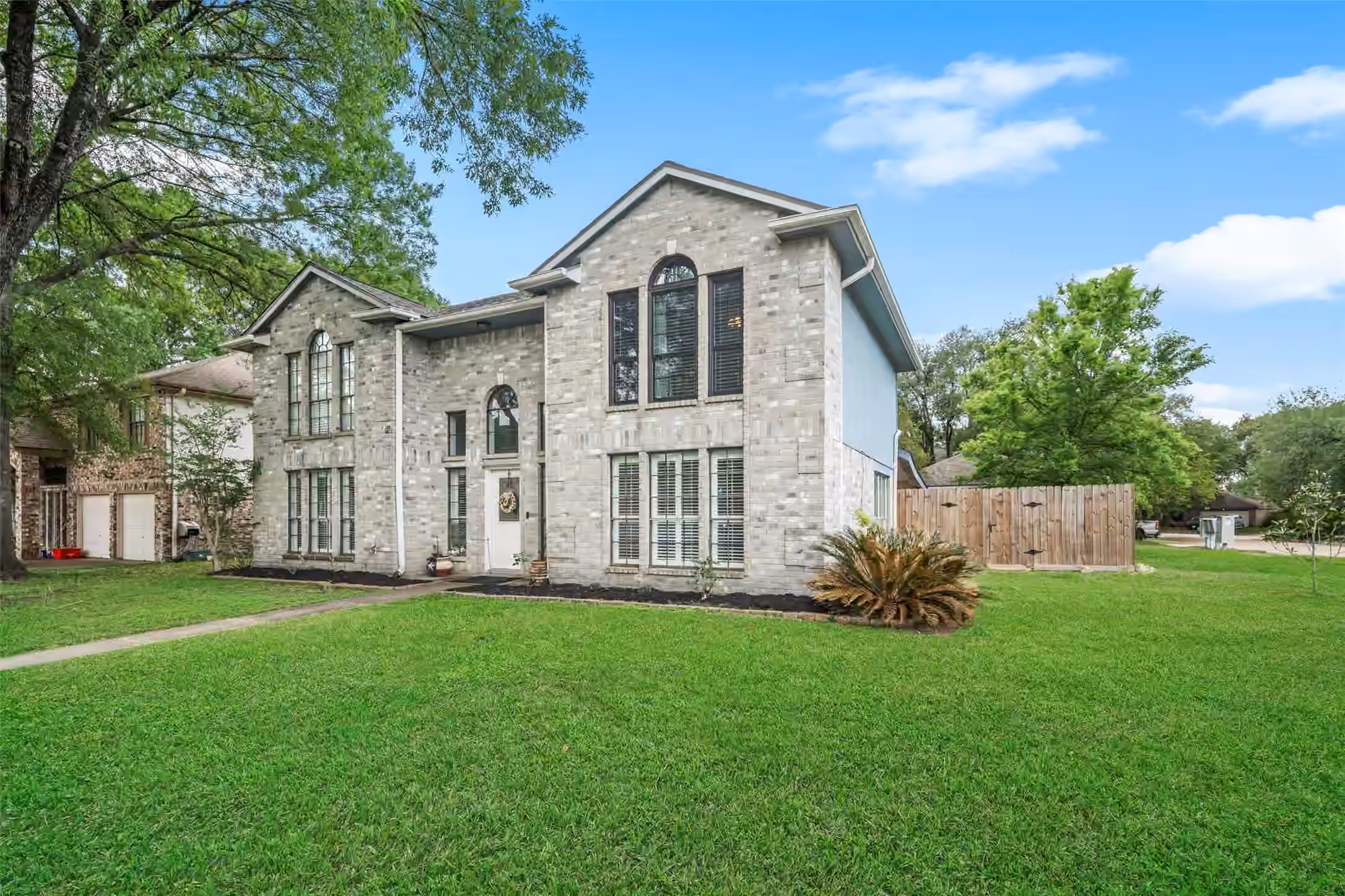 Photo 4 of 13419 Blackbird Drive, Cypress, TX