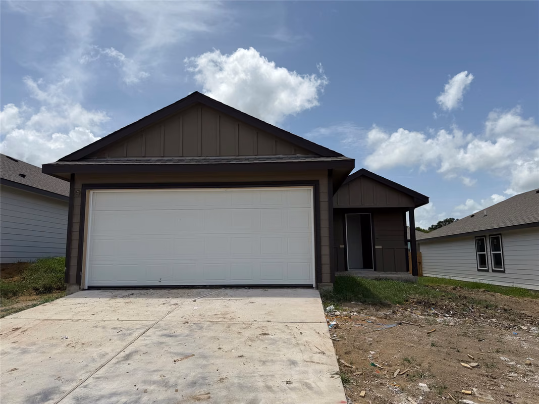 Photo of 1237 Hickory Grove Street, Brenham, TX 77833