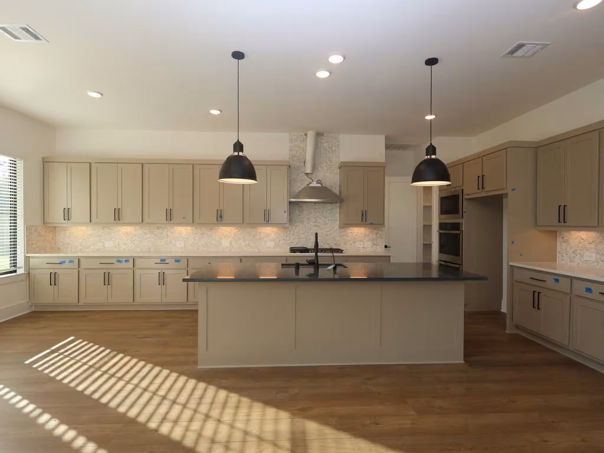 Photo 4 of 174 Pomelo Drive, Montgomery, TX