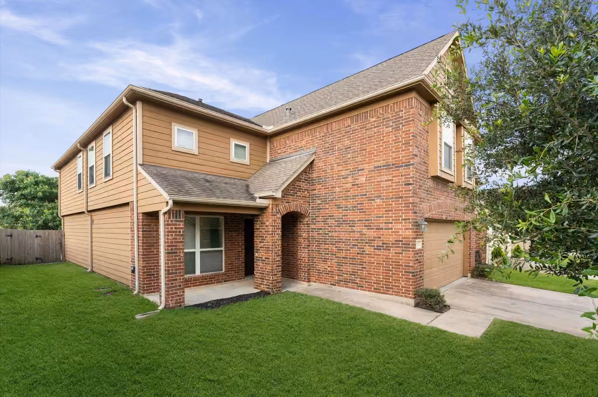 Photo 2 of 3327 Upland Spring Trace, Katy, TX 77493
