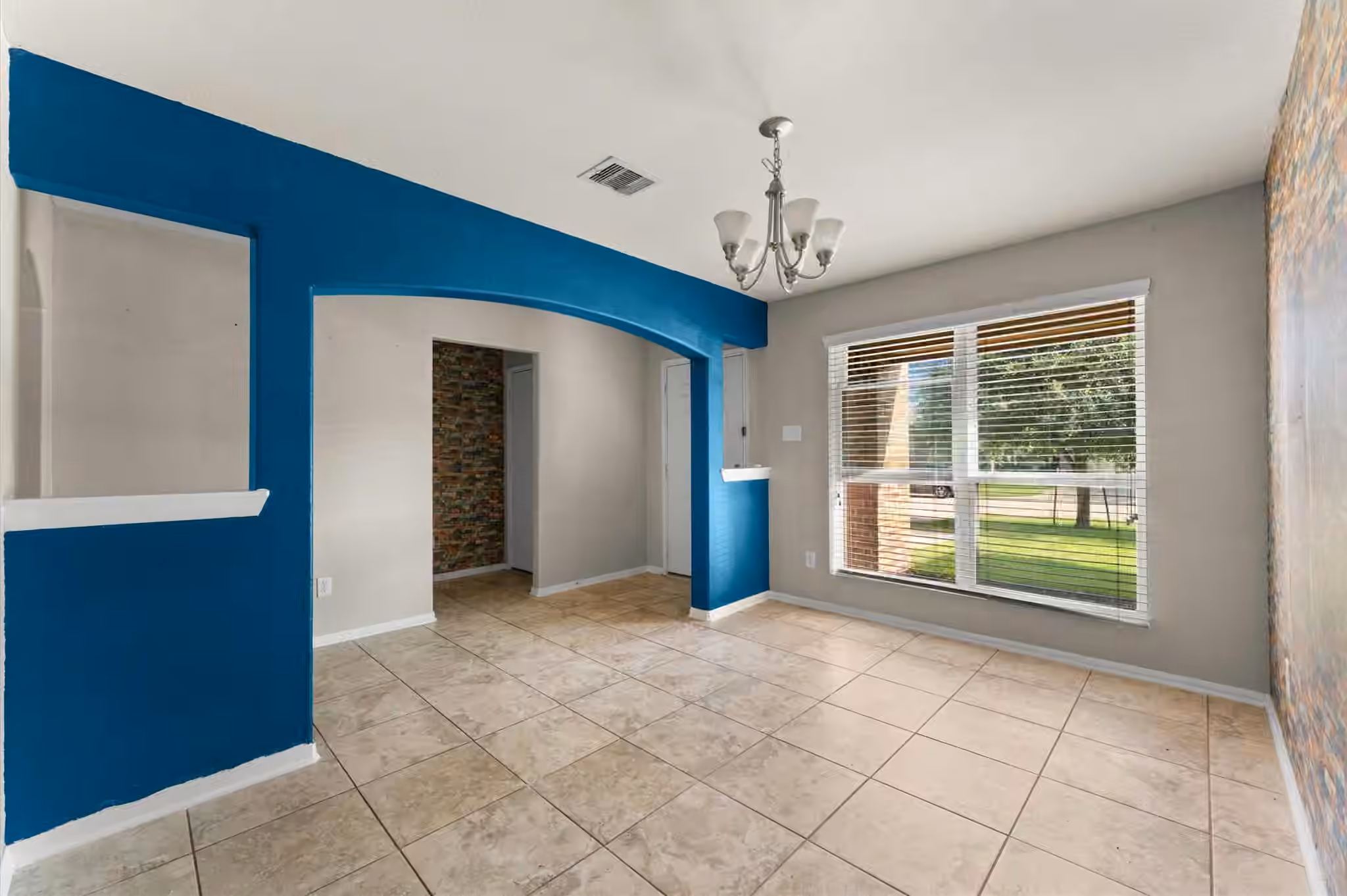 Photo 6 of 3327 Upland Spring Trace, Katy, TX 77493