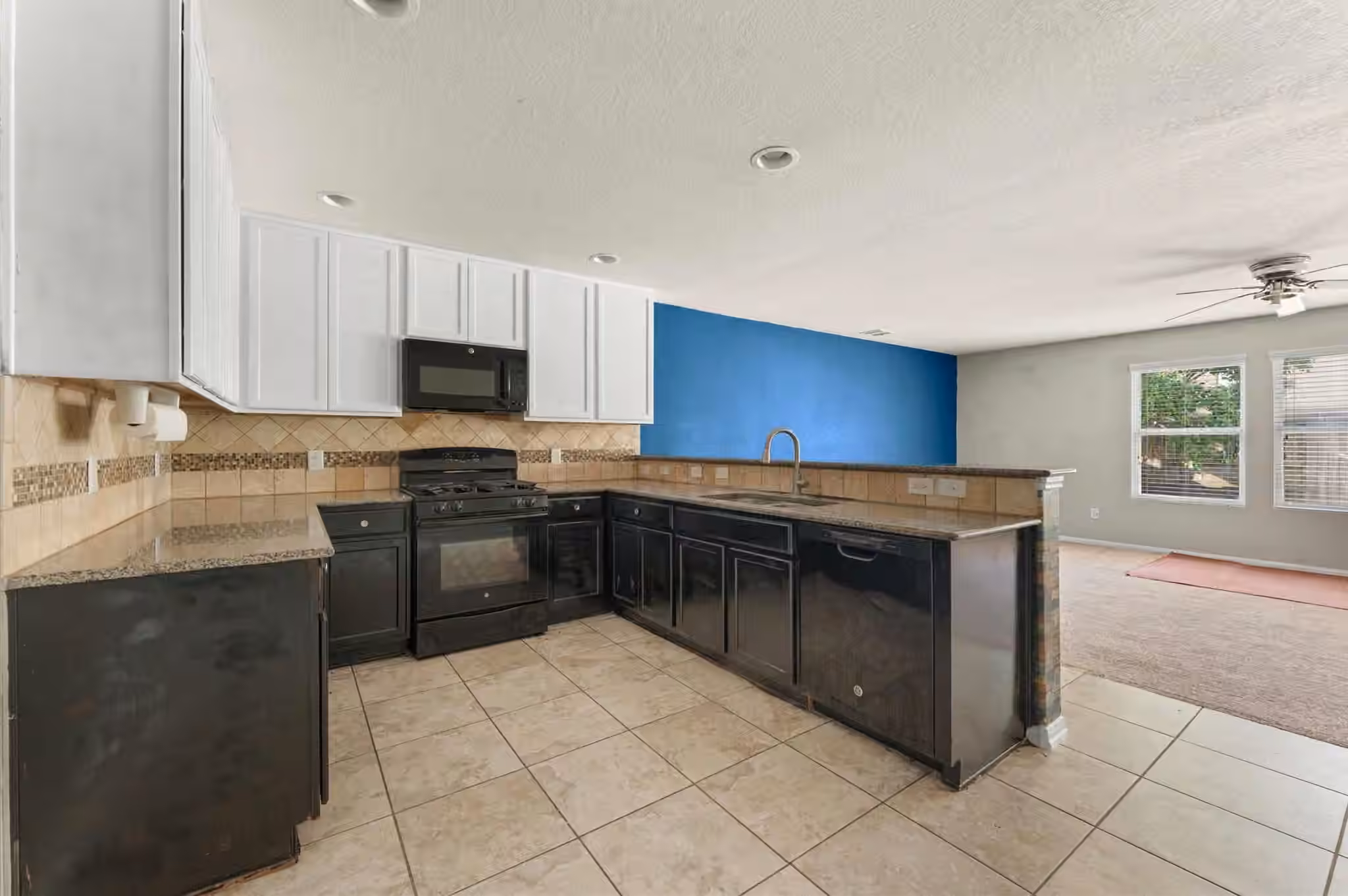 Photo 7 of 3327 Upland Spring Trace, Katy, TX 77493