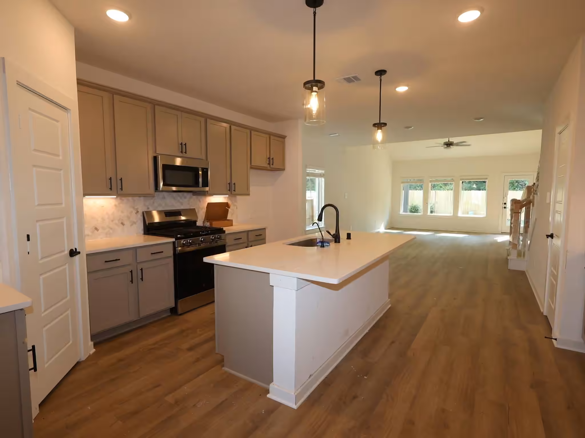 Photo 3 of 21218 Jacaranda Blossom Way, Tomball, TX