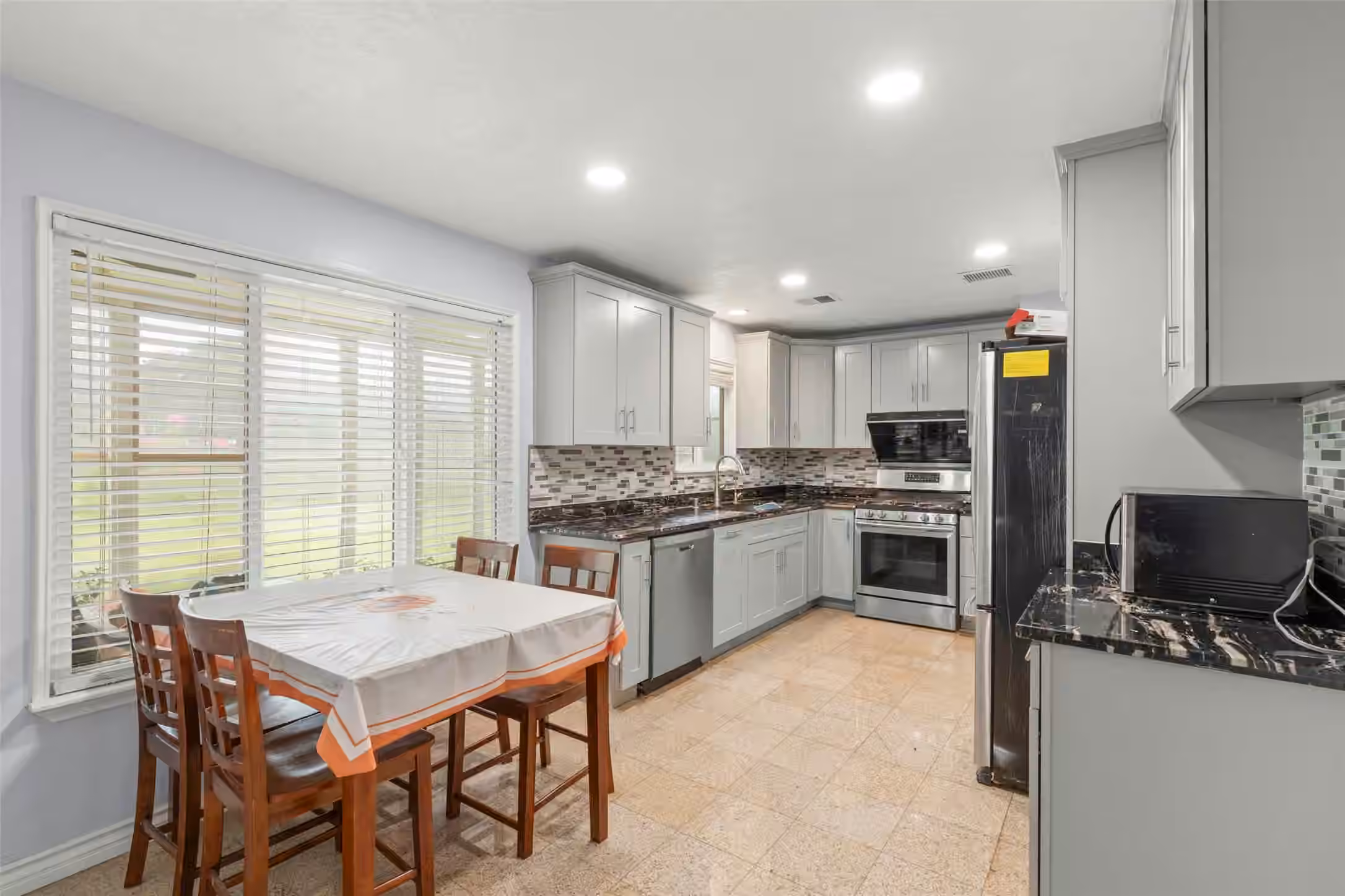 Photo 7 of 15119 Plaza Libre Drive, Houston, TX