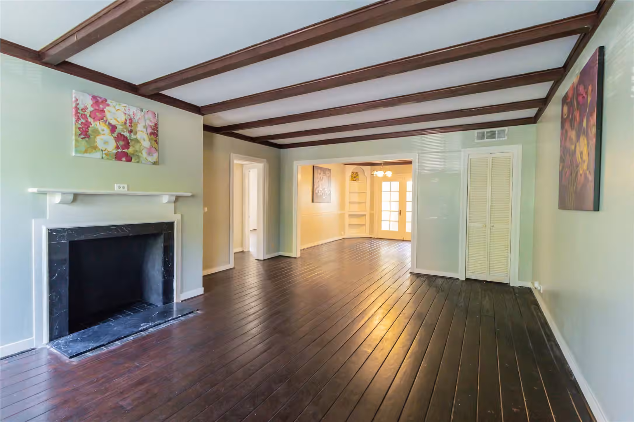 Photo 2 of 1961 Dryden Road, Houston, TX