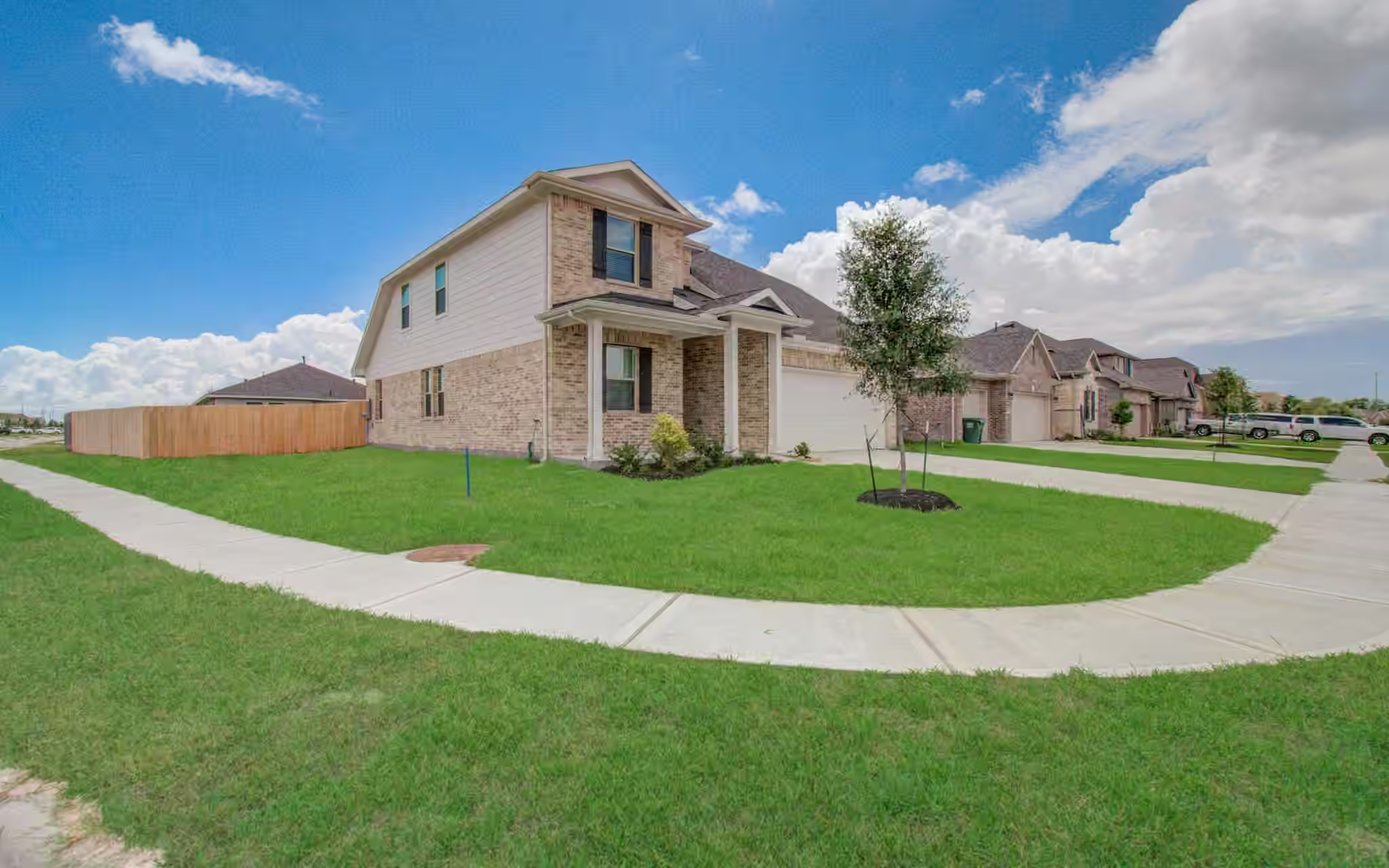 Photo 3 of 8438 Quiet Bay Drive, Baytown, TX
