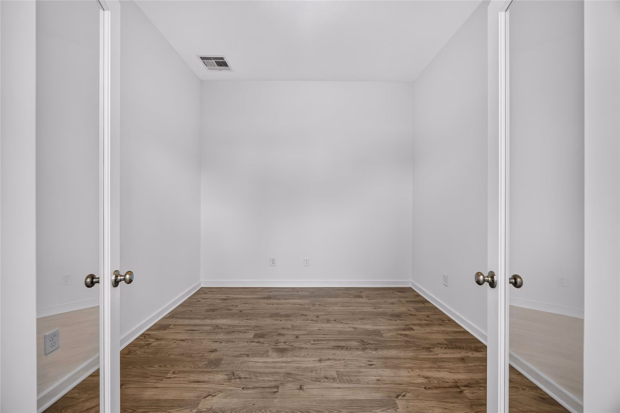 Photo 6 of 5057 Marcasca Drive, Katy, TX