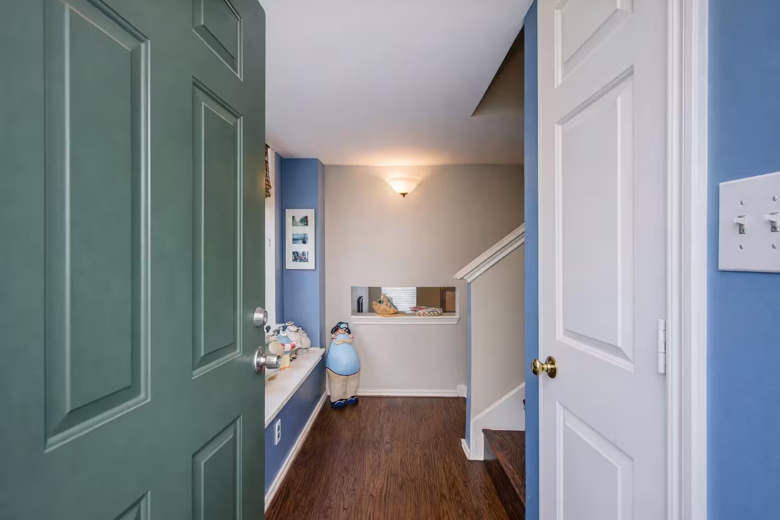 Photo 4 of 150 S Walden Elms Circle, The Woodlands, TX
