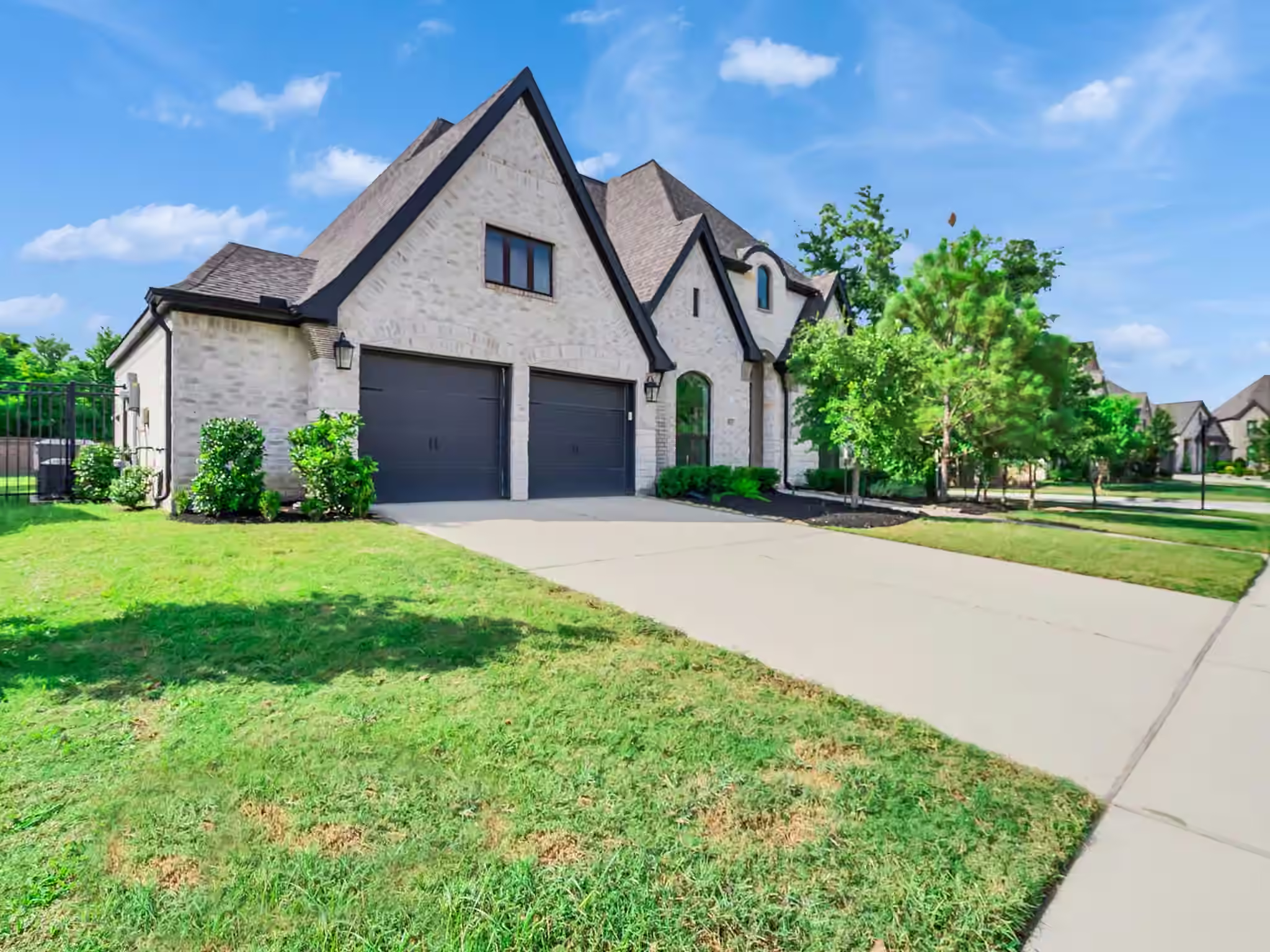 Photo 2 of 9011 Charmwood Lane, Magnolia, TX
