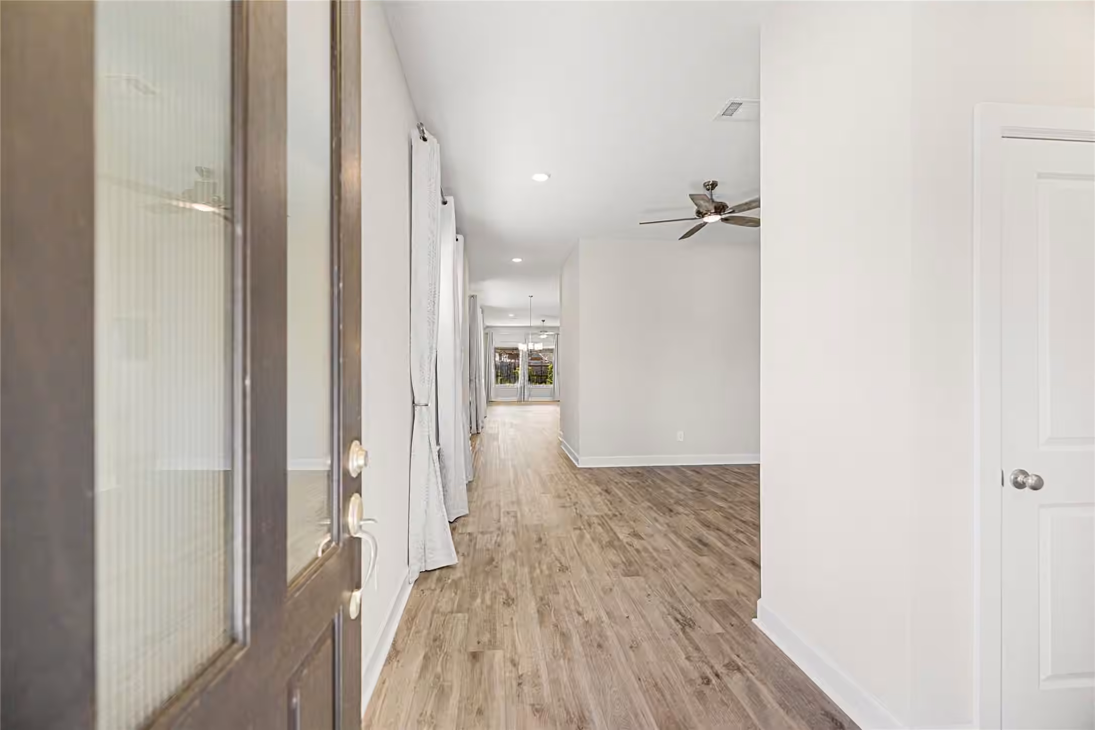 Photo 3 of 15611 Rising Wren Court, Conroe, TX