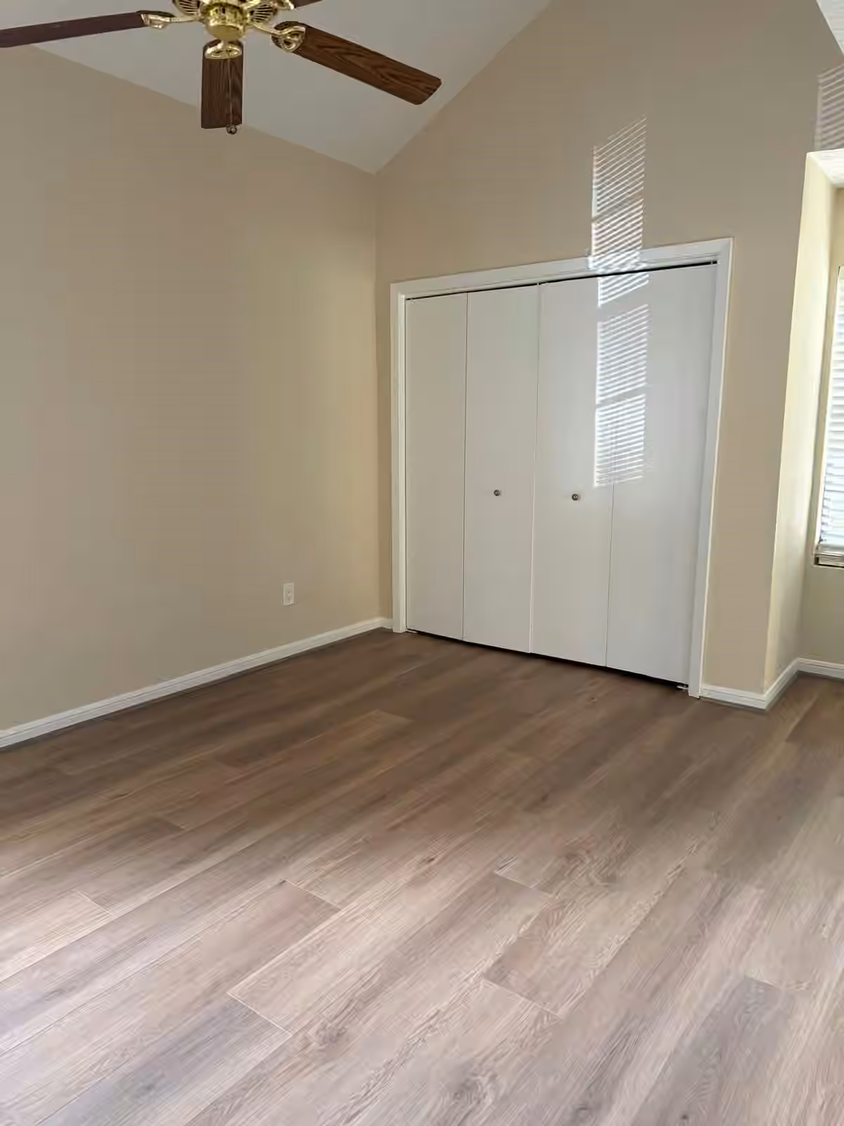 Photo 7 of 12900 Walden Road 1012 J, Montgomery, TX