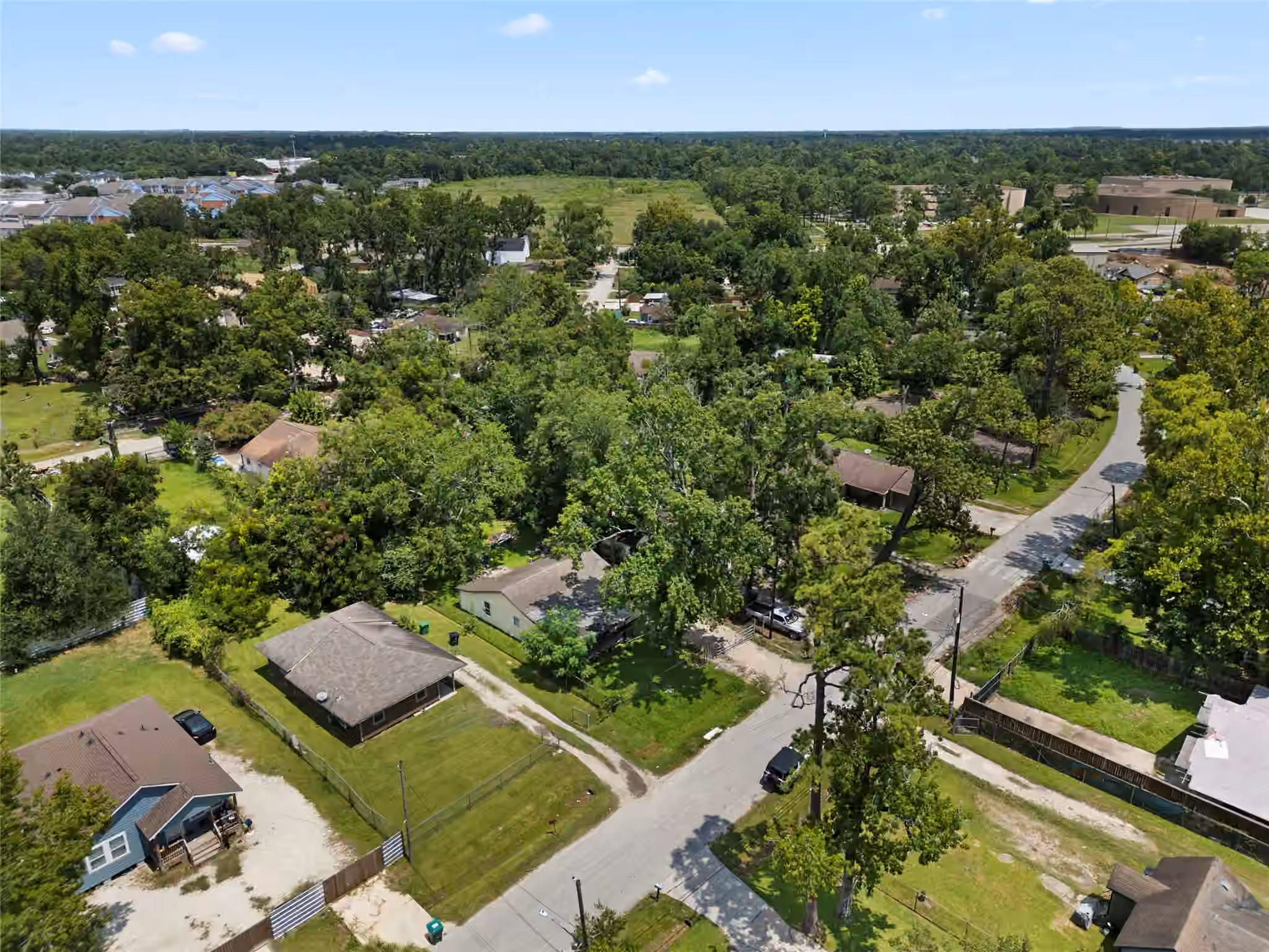 Photo 4 of 9313 Sherbourne Street, Houston, TX
