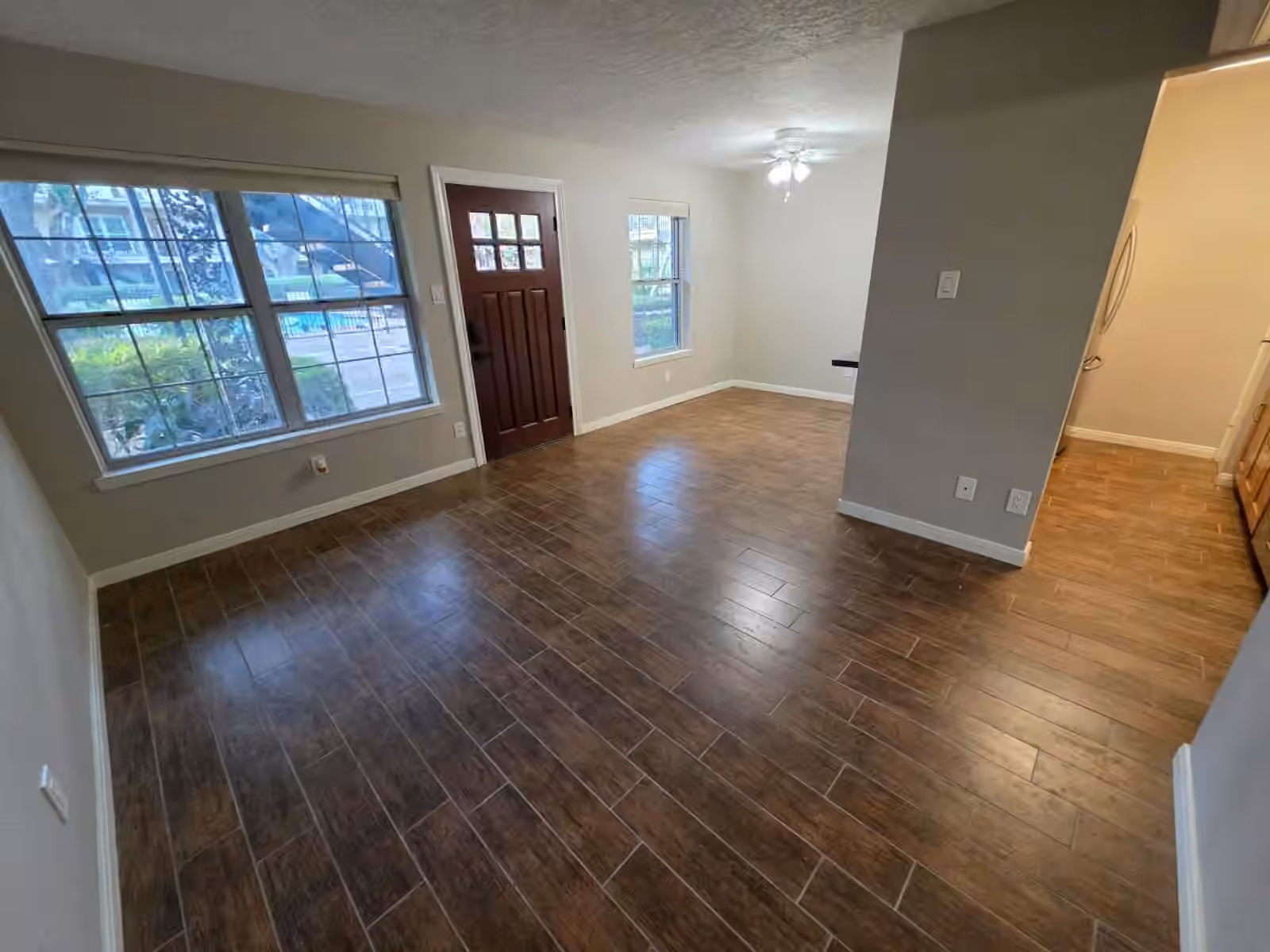 Photo 5 of 3224 Timmons Lane 117, Houston, TX