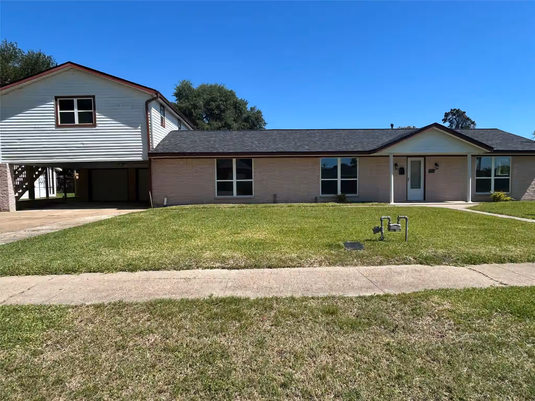 Photo of 7110 Carver Avenue, Texas City, TX 77591