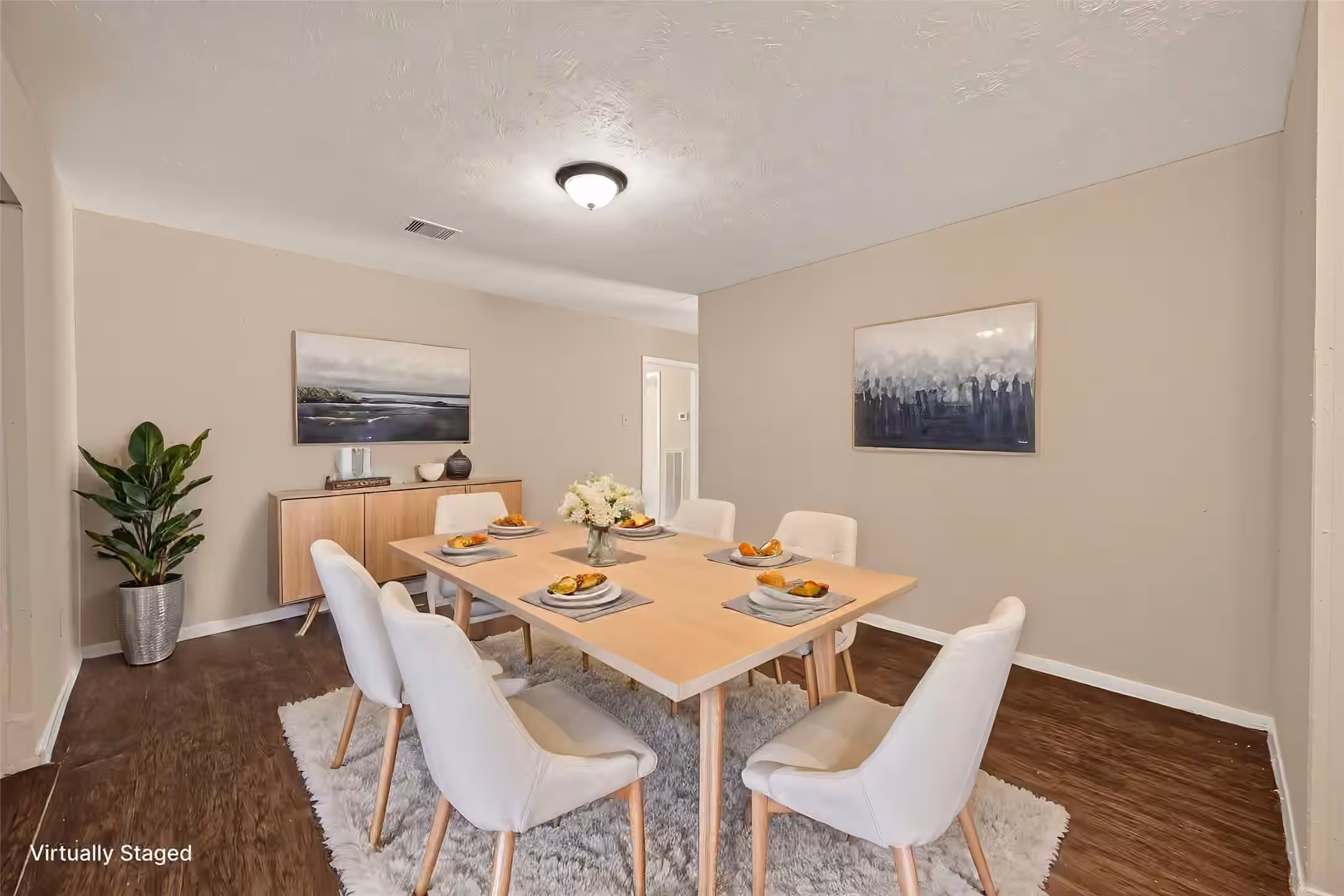 Photo 4 of 11819 Leitrim Way, Houston, TX
