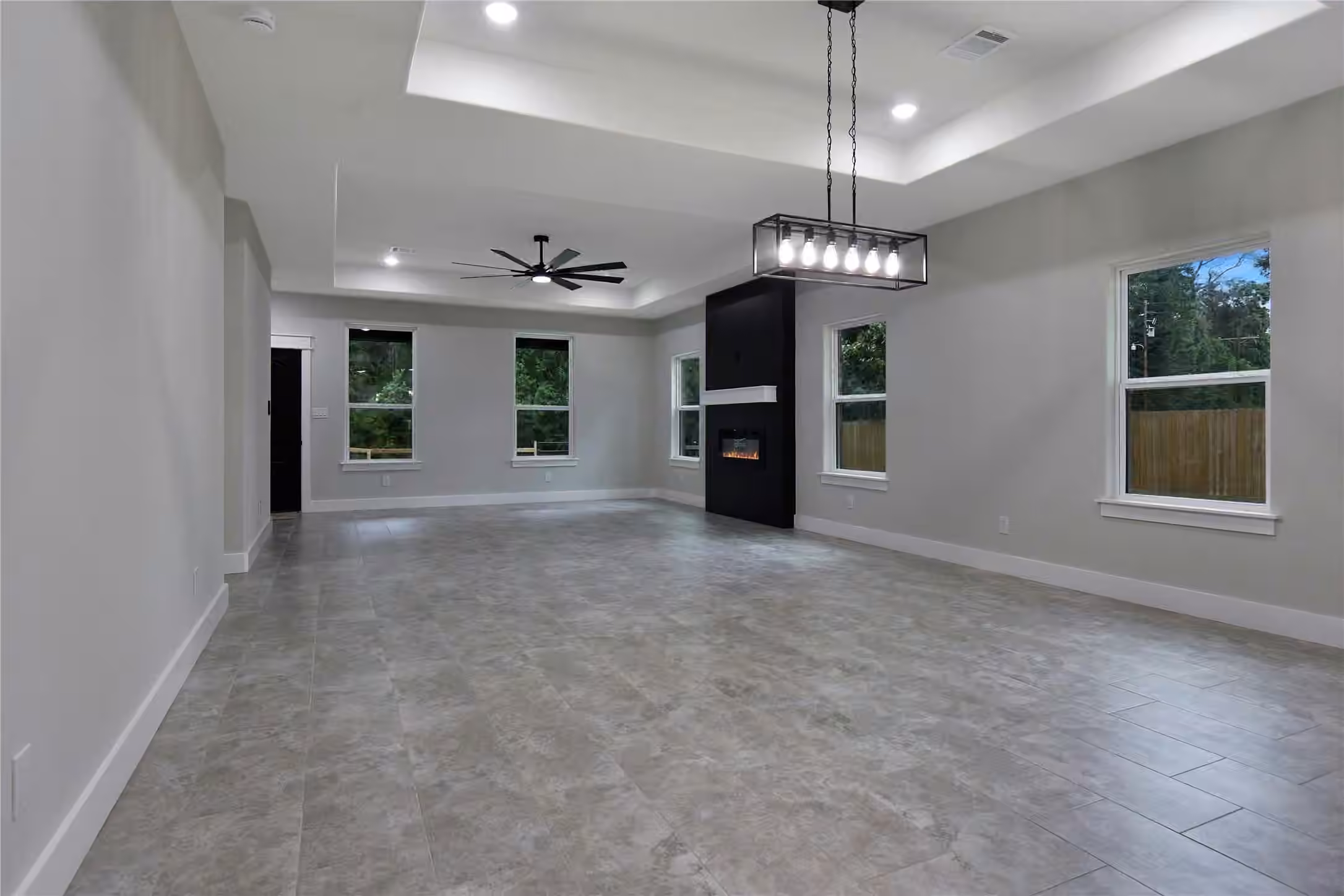 Photo 7 of 14833 Pine Drive, Conroe, TX