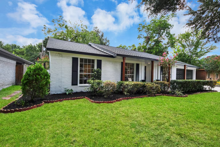 Photo 5 of 5619 Duxbury Street, Houston, TX