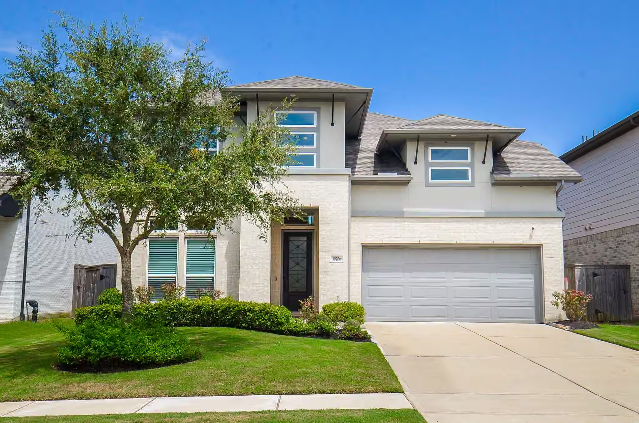 Photo of 30706 Hawthorn Glen Court, Fulshear, TX 77441