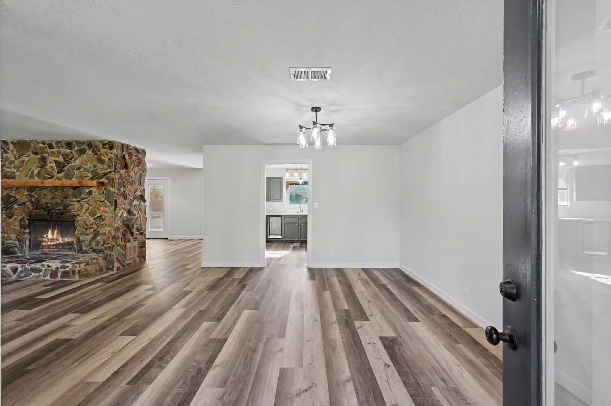 Photo 6 of 17005 White Birch Lane, Conroe, TX